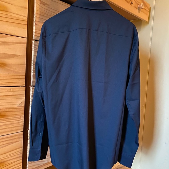 Perry Ellis dress shirt - Picture 2 of 7